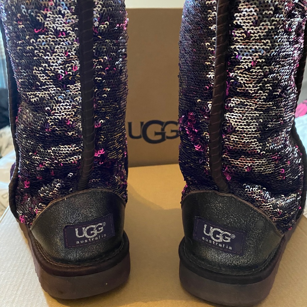 Size 8 UGG boots